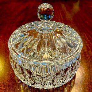 Gorham lead crystal bowl with lid. Perfect condition. Approx. 5.25” x 5.25”
